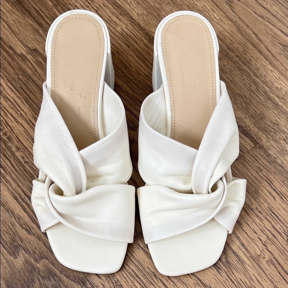 Everlane Cream Leather Sandals with Knot Detail